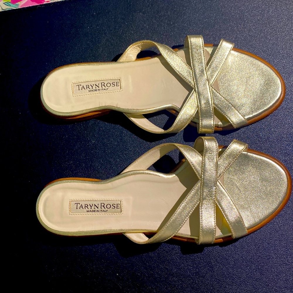Taryn Rose Italy Vintage Gold Shimmer Sandals  Size 38 1/2